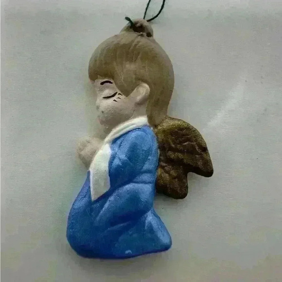 Miniature Ceramic Soldier (1) And 2 Angel Ornaments - Picture 8 of 8